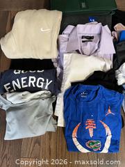 MaxSold Auction: Assorted clothing  - King (Ontario, Canada) SELLER MANAGED Moving Online Auction -  Wells Orchard Crescent