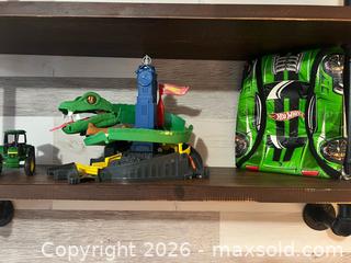 MaxSold Auction: Assorted toys - King (Ontario, Canada) SELLER MANAGED Moving Online Auction -  Wells Orchard Crescent