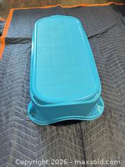 MaxSold Auction: Blue Aqua Child Plastic Step Stool - King (Ontario, Canada) SELLER MANAGED Moving Online Auction -  Wells Orchard Crescent