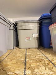 MaxSold Auction: Lot of 6+ Rubbermaid & Generic Plastic Storage Bins/Totes - King (Ontario, Canada) SELLER MANAGED Moving Online Auction -  Wells Orchard Crescent