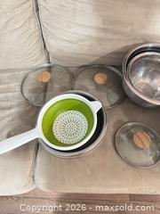 MaxSold Auction: Mixed Cookware & Kitchen Set with Pots, Lids, Bowls & Utensils - King (Ontario, Canada) SELLER MANAGED Moving Online Auction -  Wells Orchard Crescent