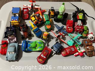 MaxSold Auction: Toys collection  - King (Ontario, Canada) SELLER MANAGED Moving Online Auction -  Wells Orchard Crescent