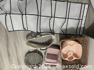 MaxSold Auction: Baskets and closet organizer  - Clarington (Ontario, Canada) SELLER MANAGED Moving Online Auction - Cornish Drive