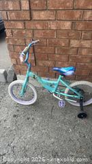MaxSold Auction: kid’s bike  - Clarington (Ontario, Canada) SELLER MANAGED Moving Online Auction - Cornish Drive