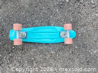 MaxSold Auction: Little kids skateboard  - Clarington (Ontario, Canada) SELLER MANAGED Moving Online Auction - Cornish Drive