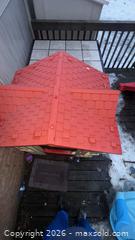 MaxSold Auction: Little Tikes Children’s Outdoor Playhouse - Clarington (Ontario, Canada) SELLER MANAGED Moving Online Auction - Cornish Drive