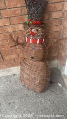 MaxSold Auction: Snowman lawn decoration - Clarington (Ontario, Canada) SELLER MANAGED Moving Online Auction - Cornish Drive