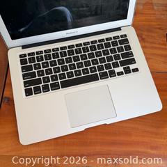 MaxSold Auction: Apple MacBook Air 13-inch Laptop, Model A1466  - Toronto (Ontario, Canada) SELLER MANAGED Reseller Online Auction -  Crouse Road (STORAGE)