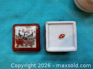 MaxSold Auction: Decorative Boxes - Stoughton (Massachusetts, USA) SELLER MANAGED Reseller Online Auction - West Street