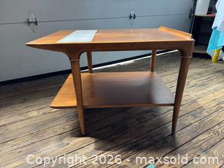 MaxSold Auction: Lane Cosmopolitan End Table  - Stoughton (Massachusetts, USA) SELLER MANAGED Reseller Online Auction - West Street