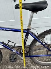 MaxSold Auction: Trek Singletrack 930 Bike - Stoughton (Massachusetts, USA) SELLER MANAGED Reseller Online Auction - West Street
