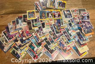 MaxSold Auction: Vintage Baseball Cards MLB Stars Lot  - Stoughton (Massachusetts, USA) SELLER MANAGED Reseller Online Auction - West Street