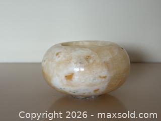 MaxSold Auction: Vintage Carved Stone Marble Onyx Bowl Tealight Candle Holder - Daly City (California, USA) SELLER MANAGED Estate Sale Online Auction - Lake Vista Avenue
