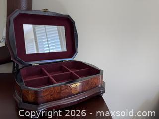 MaxSold Auction: Vintage Dark Brown Violin Burl Wood Inlay Lacquer Jewelry Box w/ Mirror - Daly City (California, USA) SELLER MANAGED Estate Sale Online Auction - Lake Vista Avenue