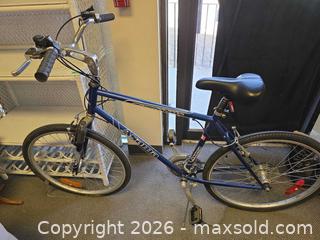 MaxSold Auction: Blue Hybrid/Commuter Bicycle, 7-Speed, Caliper/V-Brake - Calgary (Alberta, Canada) SELLER MANAGED Estate Sale Online Auction - 59 Avenue South East
