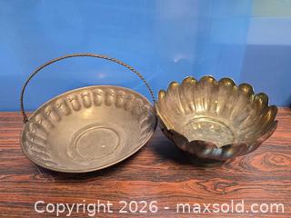 MaxSold Auction: Brass Decorative Fruit/Centerpiece Bowl - Calgary (Alberta, Canada) SELLER MANAGED Estate Sale Online Auction - 59 Avenue South East