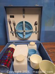 MaxSold Auction: Made in England Case, About 13 in - Calgary (Alberta, Canada) SELLER MANAGED Estate Sale Online Auction - 59 Avenue South East