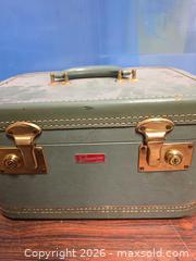 MaxSold Auction: Mid-Century / Vintage Style - Calgary (Alberta, Canada) SELLER MANAGED Estate Sale Online Auction - 59 Avenue South East