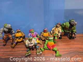 MaxSold Auction: Teenage Mutant Ninja Turtles Action Figures Lot, 7-9 Pieces - Calgary (Alberta, Canada) SELLER MANAGED Estate Sale Online Auction - 59 Avenue South East