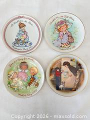 MaxSold Auction: Avon 5" Decorative Collector Plates with Gold Gilt Rim (Set of 7) - Las Vegas (Nevada, USA) PARTNER MANAGED Estate Sale Online Auction - Argent Star Court