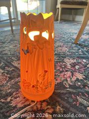 MaxSold Auction: Belleek Parian China Lamp & Holiday Home Decorative Plates - Las Vegas (Nevada, USA) PARTNER MANAGED Estate Sale Online Auction - Argent Star Court