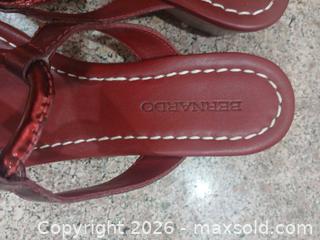 MaxSold Auction: Bernardo Red Thong Sandal, Size 7.5, Low Wedge (~1 in) - Las Vegas (Nevada, USA) PARTNER MANAGED Estate Sale Online Auction - Argent Star Court