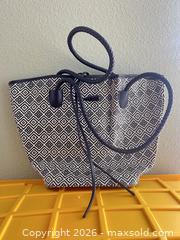 MaxSold Auction: Black & White Geometric Diamond Woven Tote Bag - Las Vegas (Nevada, USA) PARTNER MANAGED Estate Sale Online Auction - Argent Star Court