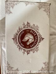 MaxSold Auction: Blue Stallion Peach Brûlée Bath & Body Gift Set - Las Vegas (Nevada, USA) PARTNER MANAGED Estate Sale Online Auction - Argent Star Court