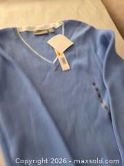 MaxSold Auction: Blue V-Neck Cotton Blend Sweater, Size M - Las Vegas (Nevada, USA) PARTNER MANAGED Estate Sale Online Auction - Argent Star Court