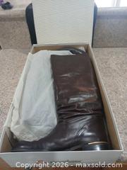 MaxSold Auction: Brown Knee-High Boots, US Size 7.5 - Las Vegas (Nevada, USA) PARTNER MANAGED Estate Sale Online Auction - Argent Star Court