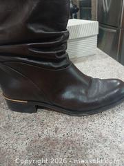 MaxSold Auction: Brown Knee-High Boots, US Size 7.5 - Las Vegas (Nevada, USA) PARTNER MANAGED Estate Sale Online Auction - Argent Star Court