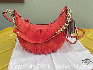 MaxSold Auction: Coach Coral Leather & Fabric Crossbody Shoulder Bag - Las Vegas (Nevada, USA) PARTNER MANAGED Estate Sale Online Auction - Argent Star Court