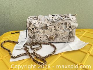 MaxSold Auction: Coach Leather Convertible Shoulder & Crossbody Bag, Two-Tone - Las Vegas (Nevada, USA) PARTNER MANAGED Estate Sale Online Auction - Argent Star Court