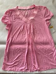 MaxSold Auction: Croft & Barrow S Pink V-Neck Pleated Tunic - Las Vegas (Nevada, USA) PARTNER MANAGED Estate Sale Online Auction - Argent Star Court