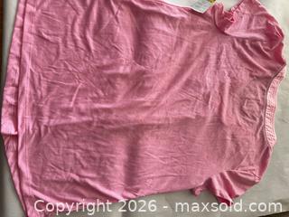 MaxSold Auction: Croft & Barrow S Pink V-Neck Pleated Tunic - Las Vegas (Nevada, USA) PARTNER MANAGED Estate Sale Online Auction - Argent Star Court