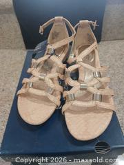 MaxSold Auction: Croft & Barrow Women's Sandals Size 7 Tan - Las Vegas (Nevada, USA) PARTNER MANAGED Estate Sale Online Auction - Argent Star Court