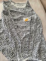 MaxSold Auction: Croft & Barrow Women's XS Leopard Print Pajama Set - Las Vegas (Nevada, USA) PARTNER MANAGED Estate Sale Online Auction - Argent Star Court