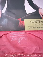 MaxSold Auction: Cuddl Duds Long Sleeve Crew Top, Size M, Coral/Pink - Las Vegas (Nevada, USA) PARTNER MANAGED Estate Sale Online Auction - Argent Star Court