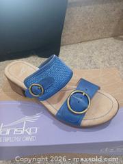 MaxSold Auction: Dansko Lenny Slide Sandal US 7 / EU 38 Cobalt Raffia - Las Vegas (Nevada, USA) PARTNER MANAGED Estate Sale Online Auction - Argent Star Court