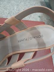 MaxSold Auction: Donald Pliner Women's 7.5 Fawn Multi Leather Slingback Sandal - Las Vegas (Nevada, USA) PARTNER MANAGED Estate Sale Online Auction - Argent Star Court