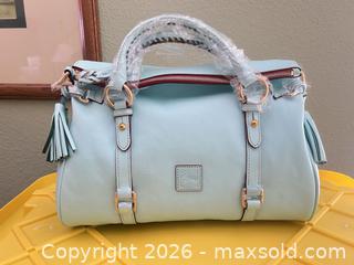 MaxSold Auction: Dooney & Bourke Light Blue Leather Satchel - Las Vegas (Nevada, USA) PARTNER MANAGED Estate Sale Online Auction - Argent Star Court
