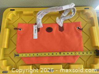 MaxSold Auction: Dooney & Bourke Orange/Coral Coated Canvas Tote Bag - Las Vegas (Nevada, USA) PARTNER MANAGED Estate Sale Online Auction - Argent Star Court