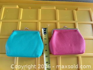 MaxSold Auction: Dooney & Bourke Pebbled Leather Coin Purse, Turquoise & Pink - Las Vegas (Nevada, USA) PARTNER MANAGED Estate Sale Online Auction - Argent Star Court