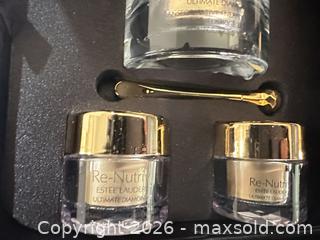 MaxSold Auction: Estée Lauder Re-Nutriv Ultimate Diamond Face Cream Trio - Las Vegas (Nevada, USA) PARTNER MANAGED Estate Sale Online Auction - Argent Star Court