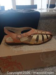 MaxSold Auction: Jeepers Shoes Size 7.5 US Gold Tan Leather Buckle - Las Vegas (Nevada, USA) PARTNER MANAGED Estate Sale Online Auction - Argent Star Court