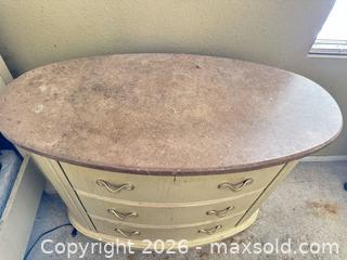 MaxSold Auction: King Four-Poster Canopy Bed Set with Marble-Top Nightstands - Las Vegas (Nevada, USA) PARTNER MANAGED Estate Sale Online Auction - Argent Star Court