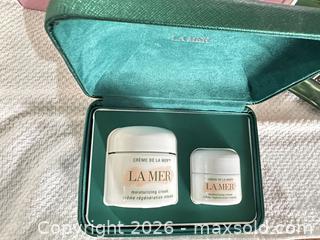 MaxSold Auction: La Mer Moisturizing Cream Gift Set - Las Vegas (Nevada, USA) PARTNER MANAGED Estate Sale Online Auction - Argent Star Court