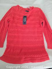 MaxSold Auction: Large Knit Sweater/Hoodie Pullover, Long Sleeve - Las Vegas (Nevada, USA) PARTNER MANAGED Estate Sale Online Auction - Argent Star Court