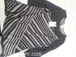 MaxSold Auction: Large Knit Sweater/Hoodie Pullover, Long Sleeve - Las Vegas (Nevada, USA) PARTNER MANAGED Estate Sale Online Auction - Argent Star Court