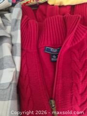 MaxSold Auction: Lot of 10 Large Top - Las Vegas (Nevada, USA) PARTNER MANAGED Estate Sale Online Auction - Argent Star Court